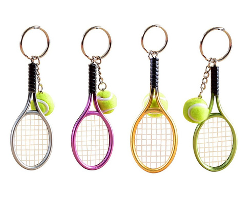 Брелок Теннисная ракетка и мячик (цвета в ассортименте)