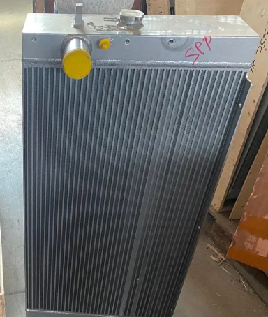 Радиатор 11Q9-42030